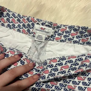 Vineyard Vines Patriot Shorts Size 4 thumbnail 2