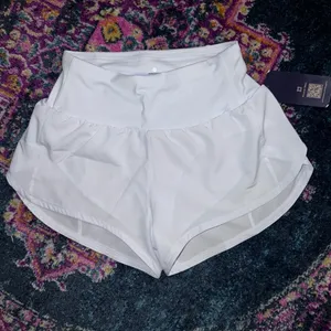 NWT Dragon Fit High Waisted Shorts w/ Zipper‎ Pockets Shorts X-Small White thumbnail 4