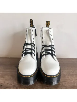 DR. MARTENS NEW Unisex Jadon Smooth Leather Boot Size 4 or 5 #B1298A thumbnail 2