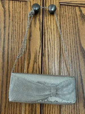 Vintage Gunne Sax | Silver Mesh Evening Bag with Bow Detail‎ and Long Chain thumbnail 1