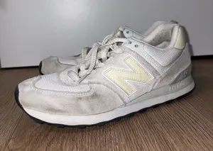 New Balance Sneakers Size 9 Women’s thumbnail 1