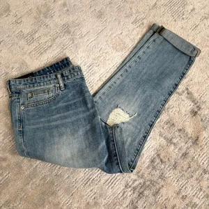 Gap NWT- Woman’s Boyfriend Fit Size 10/30R thumbnail 2