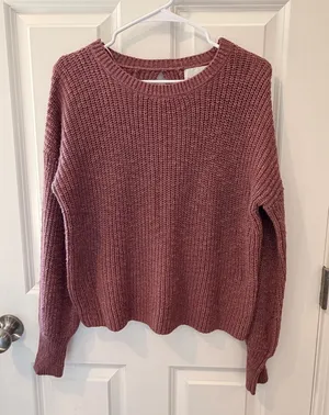 Pink Rose Dusty Rose Sweater Size Medium thumbnail 1
