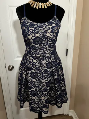 Windsor Navy blue lace dress thumbnail 7