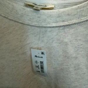 Madewell NWT Cream Balloon Sleeve Sweatshirt Size Large thumbnail 4