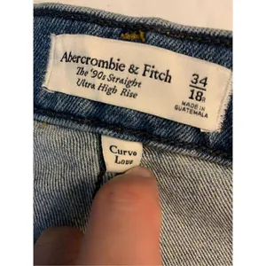 Abercrombie and Fitch The 90's Straight Ultra High Rise Curve Love 34 18 NEW thumbnail 4