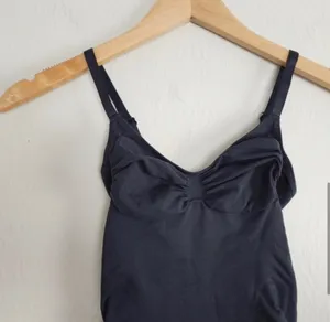SKIMS Sculpting Bodysuit XS thumbnail 3