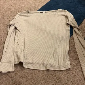 Abercrombie medium top‎ thumbnail 4