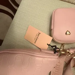 Juicy Couture Pink Crossbody Bag with Matching‎ Pouch thumbnail 4