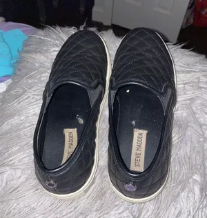 Steve Madden Ecentrcq Black slip on shoes thumbnail 3