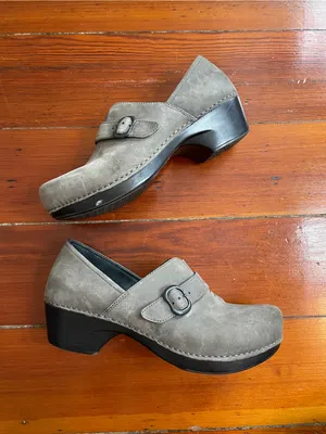 Dansko Tamara Grey Nubuck Buckle Comfort Clogs Sz 40 (US 9.5-10) 🧡🎀 thumbnail 10