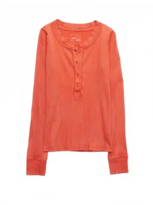 $45 NWOT Aerie Women’s Coral Orange Ribbed Road Trip Henley, Size Medium thumbnail 4
