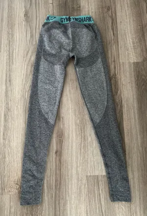 Gymshark Leggings thumbnail 2