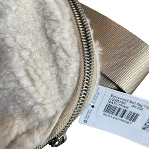 Lululemon Everywhere Belt Bag‎ Fleece Natural Beige Tan Silver Hardware New thumbnail 3