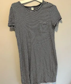 Striped T-shirt dress thumbnail 1