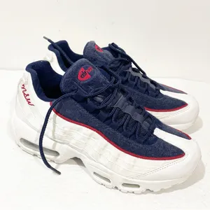 Nike Air‎ Max 95 LX NSW Women’s Size 7.5 Low Top Sneaker thumbnail 3