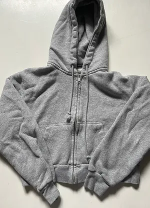 Brandy Melville sweatshirt thumbnail 1