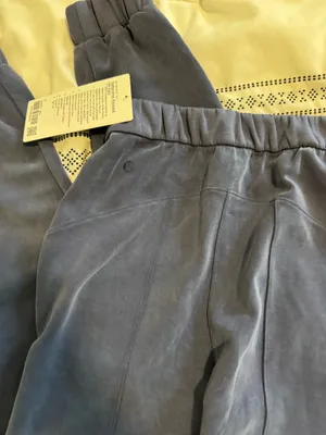 Lululemon Softstreme Relaxed High-Rise Joggers thumbnail 4