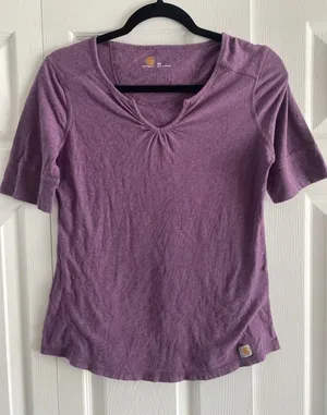 Carhartt Notched V-Neck T-Shirt Womens Size XS Purple Short Sleeve Cotton thumbnail 1