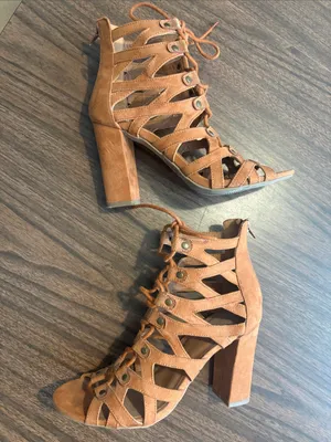 Wild Diva 7.5 Cigar Sandal Caged Cut Out Chunky Block Heel Peep Toe thumbnail 5
