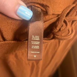 ✨SKIMS Sleep Jasper Drawstring Wide Leg Loungewear Burnt Orange Sz Med Pants✨ thumbnail 6