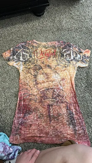 Affliction Shirt Short Sleeve Women’s large thumbnail 3