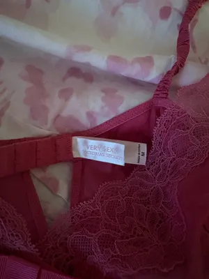 Pink bow Victoria’s Secret slip thumbnail 2