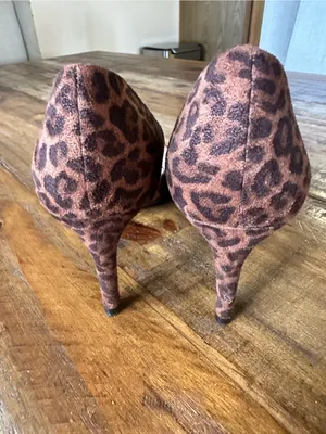 Bandolino Leopard D'Orsay Pointed Toe Pump - Brown/Black thumbnail 3