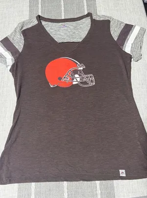 Majestic Cleveland Browns NFL Womens Large V-Neck Short Sleeve Graphic T-Shirt thumbnail 1