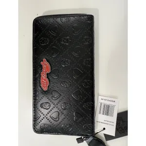 Ed Hardy Black‎ Embossed Skull Heart Zip Around Wristlet Wallet New EHW05505M thumbnail 4