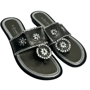 A. Giannetti Italian Leather Thong Sandals Pewter Silver Whipstitch Womens 9M thumbnail 1