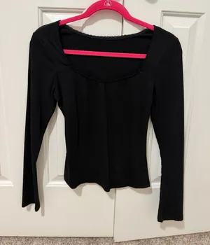 Black Long Sleeve Square Neck Lace Trim Top thumbnail 1