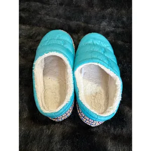 Ariat Crius Clog Slippers for Ladies puffer 8.5 9 warm winter shoes thumbnail 5