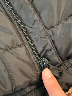 The North Face Black Gotham Puffer Vest  
Size Medium thumbnail 15