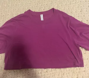 Lululemon thumbnail 1