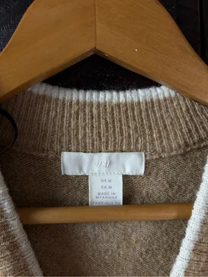 H&M Beige Cozy Dolman Sleeve Sweater Medium thumbnail 5