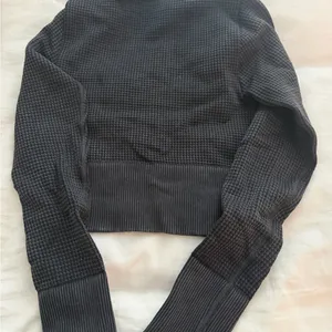 Aerie off-line thermal crop Women's Black Long Sleeve Top thumbnail 3