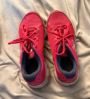 Under armor tennis shoes thumbnail 1