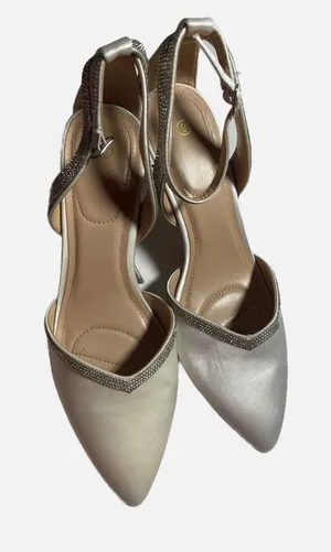 Unbranded Satin‎ Pumps Women 9 Champagne Rhinestone D'Orsay Bridal Formal Heels thumbnail 1