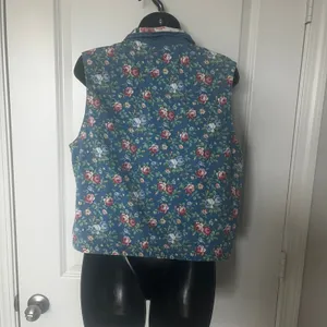 Women's Vintage Koret City Blues‎ Denim Vest Floral Cottagecore Medium thumbnail 3