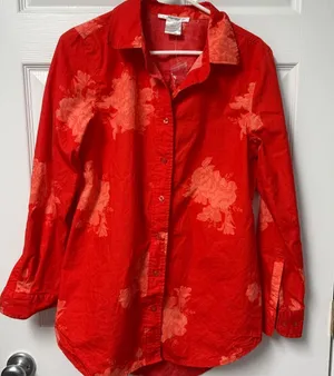 Red Floral Button thumbnail 1