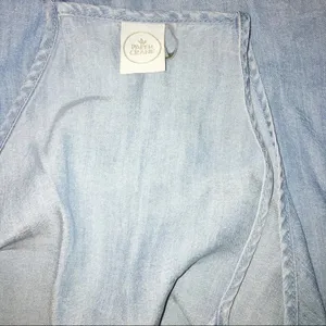 Paper Crane by Anthropologie small chambray top thumbnail 3