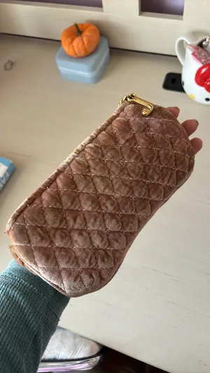 Y2k pink velour velvet quilted wristlet gold hardware thumbnail 7