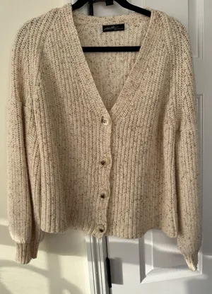 On Twelfth Cream‎ Marled Chunky Knit Button Front V-Neck Cardigan Sweater S thumbnail 1
