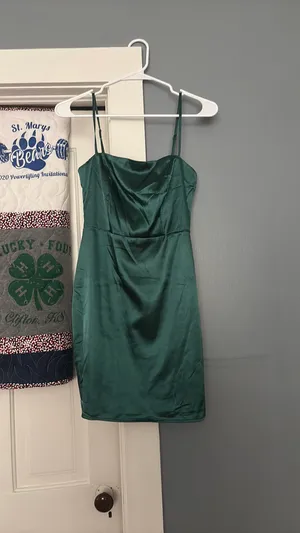 Lulus green silk dress thumbnail 2