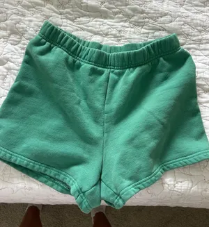 Aritzia TNA Shorts Cozy Fleece thumbnail 2