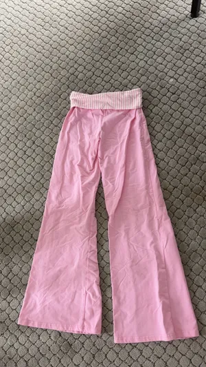 edikted Striped Foldover Pants pink thumbnail 3