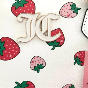 Juicy Couture White Sweet n Juicy LARGE Bowler Bag Satchel Strawberry Coin Purse thumbnail 3
