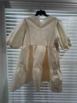 THML Cream Textured Tiered Puff-Sleeve Dress thumbnail 4