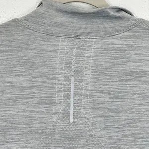 New Balance Women's Heather Gray Quarter Zip Long Sleeve Running Top‎ NWT thumbnail 3